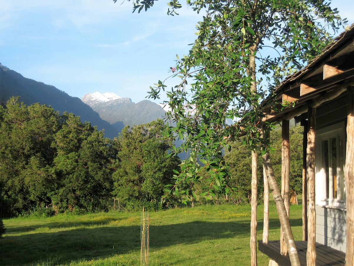Campoaventura Riverside B&b-cochamo